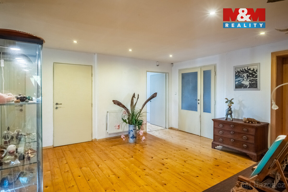 Prodej rodinného domu, 350 m², Střelské Hoštice - Sedlo - 7