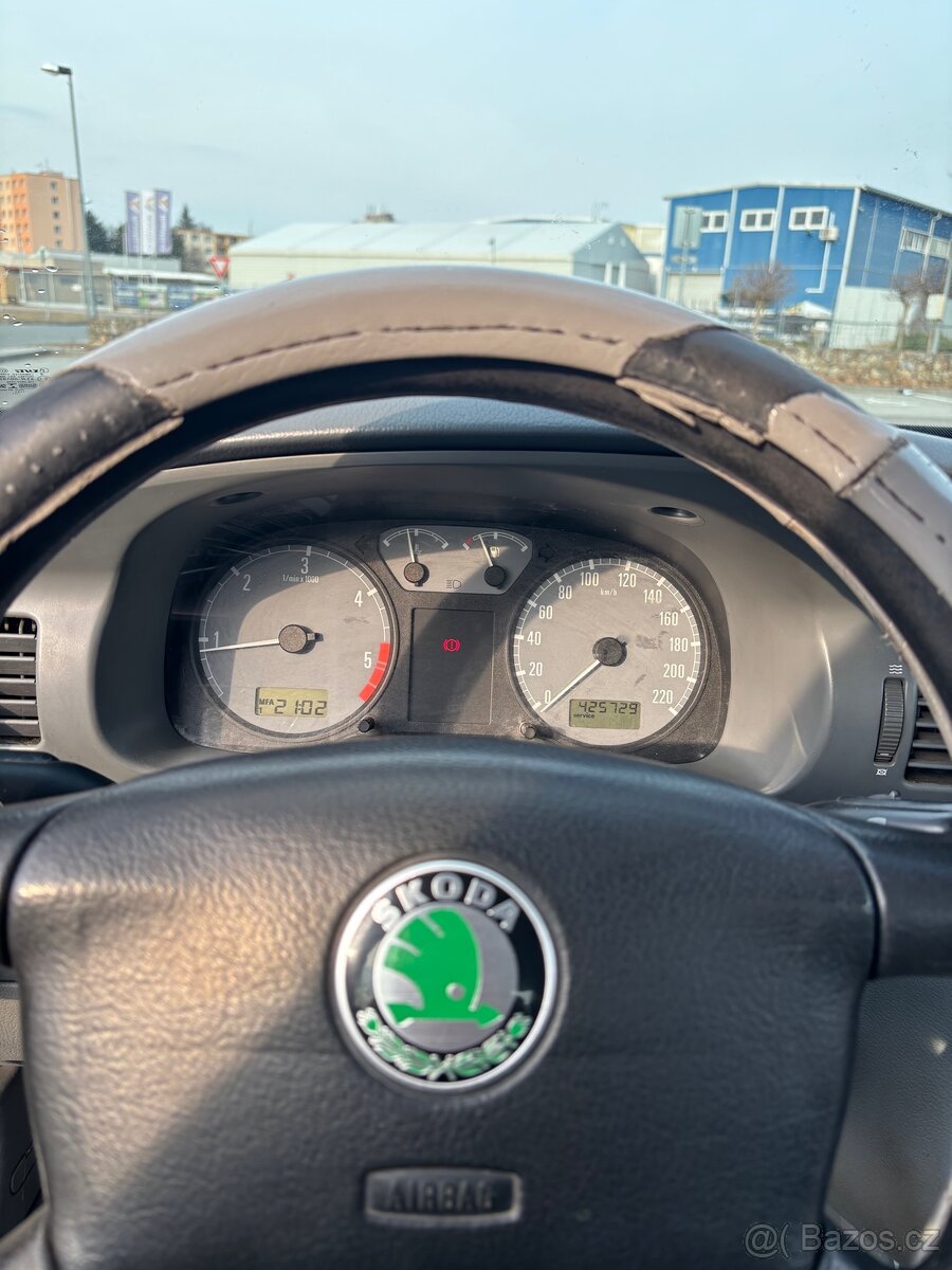 Škoda octavia 1 1.9 TDi 81 kw - 7