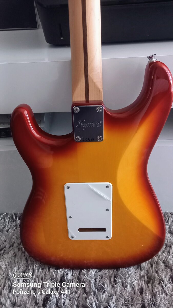 Fender Squier Affinity Stratocaster - 7