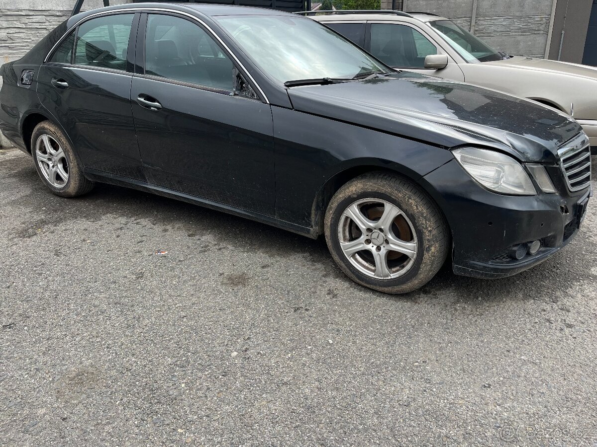 Mercedes W212 E 200 CDI - díly - 7