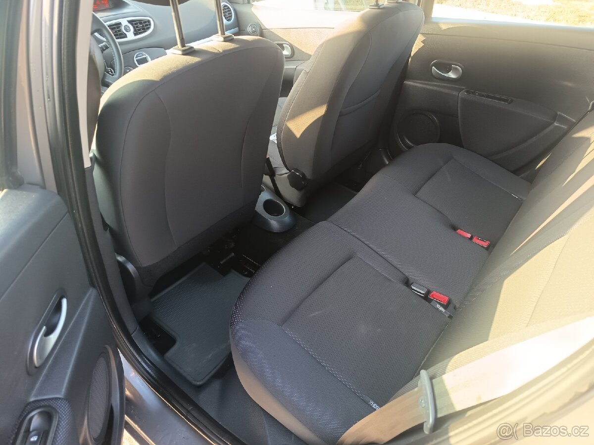 Renault Clio combi 1,2 74 kW - 7