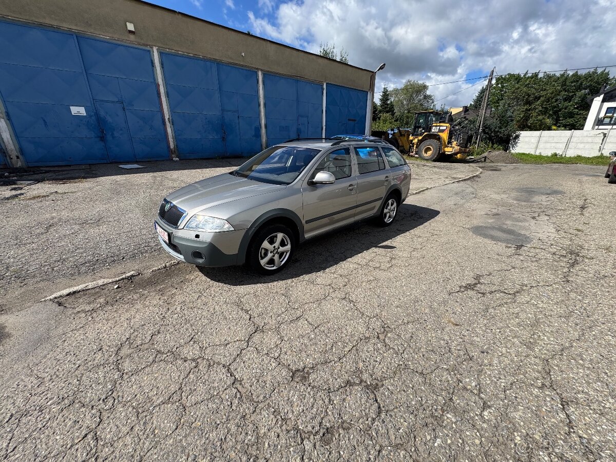 Skoda octavia 4x4 scout 2.0 tdi 2009 - 7