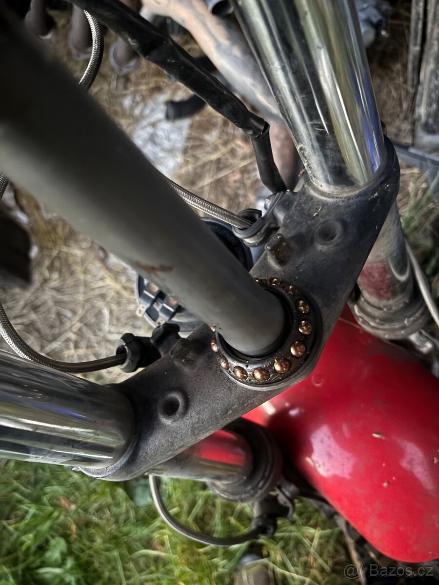 Podvozek na Honda VTR 1000F Firestorm - 7
