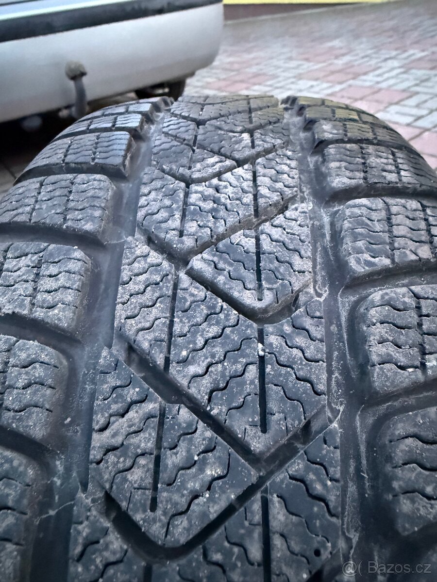 Zimni pneumatiky Pirelli 205/50 R17 - 7