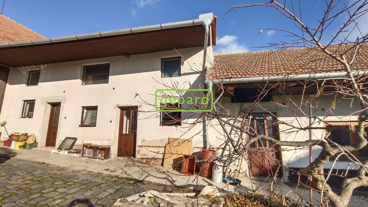 Prodej podílu na rozlehlé usedlosti v Ořechově nedaleko Brna - 7