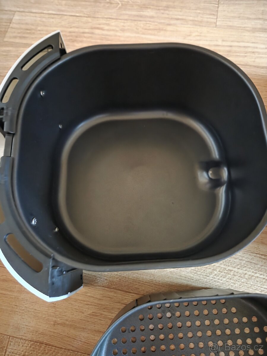 ETA Horkovzdušná fritéza - 7