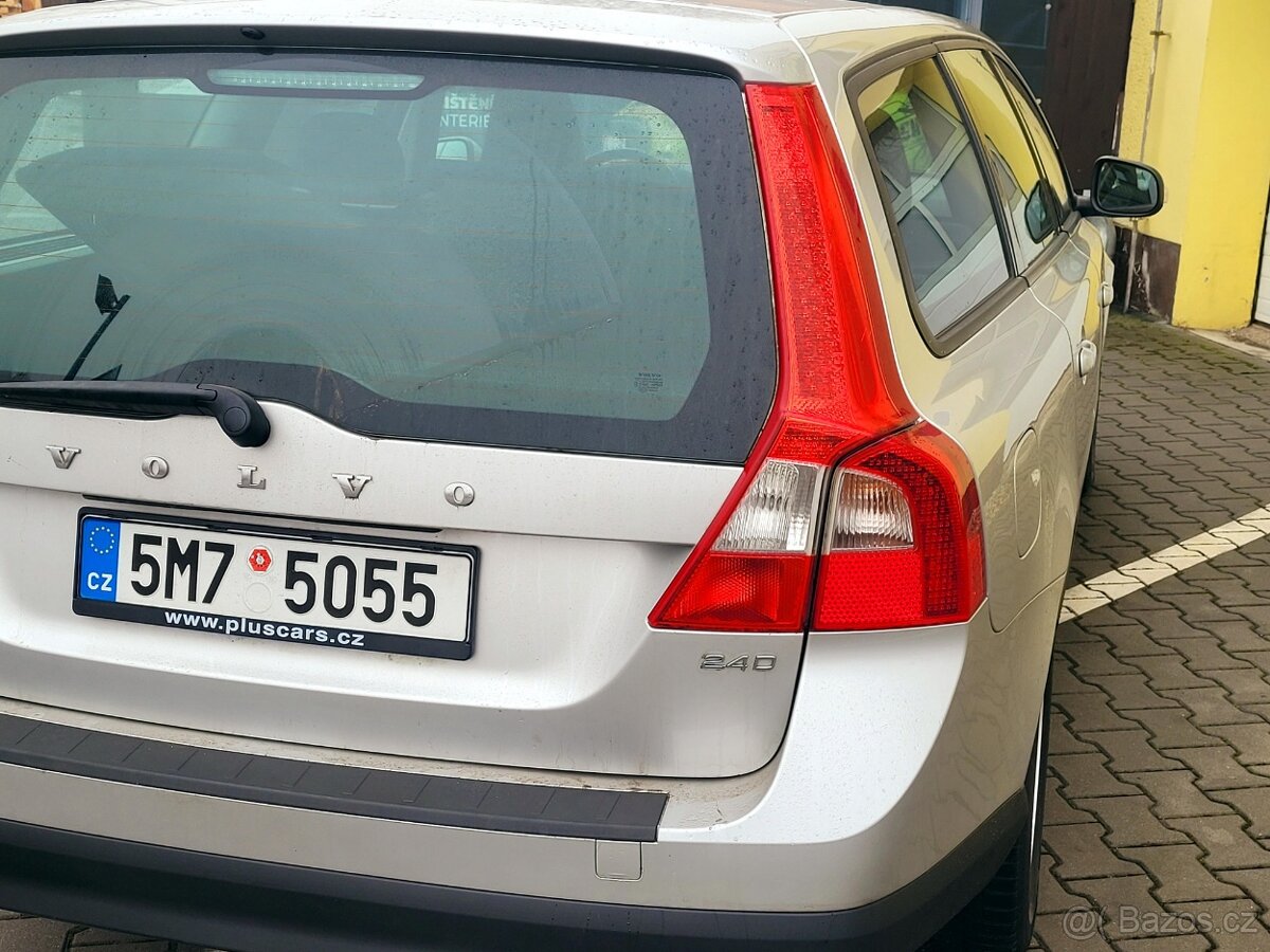 Volvo V70, 2,4 D5 Kinetic - 7