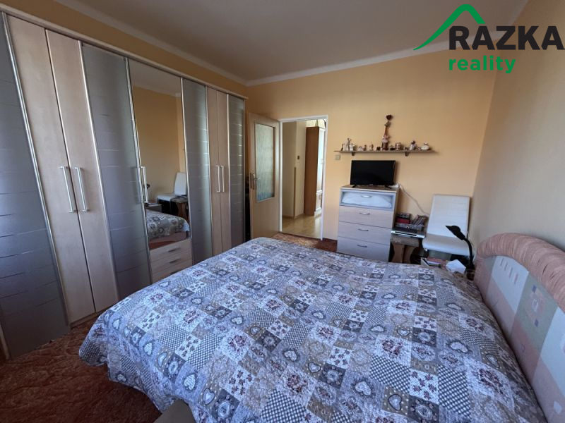 Prodej bytu 2+1 s balkonem v ulici 1. máje - Tachov - 7