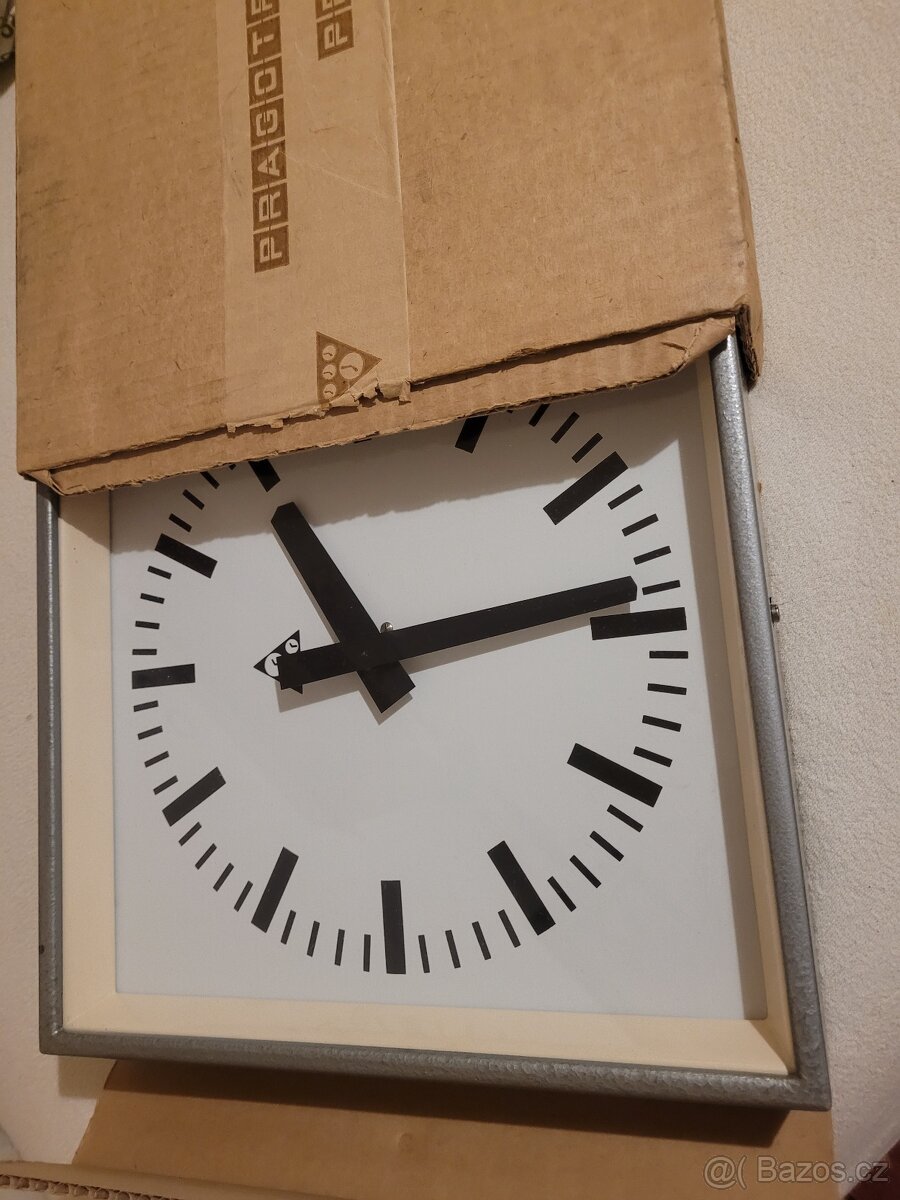 Pragotron hodiny plechové 34 x 34 cm uloženka - 7