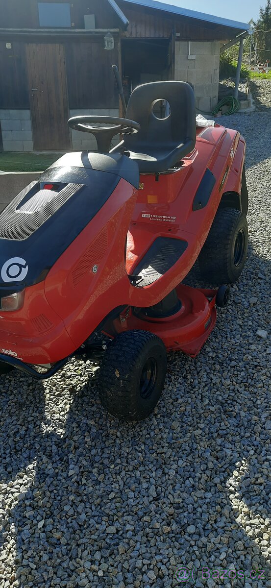 Prodám zahradní traktor Al-KO r.v.2022 - 7