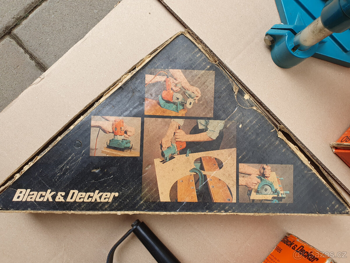 vrtačka B+D s příslušenstvím , původní balení - 7