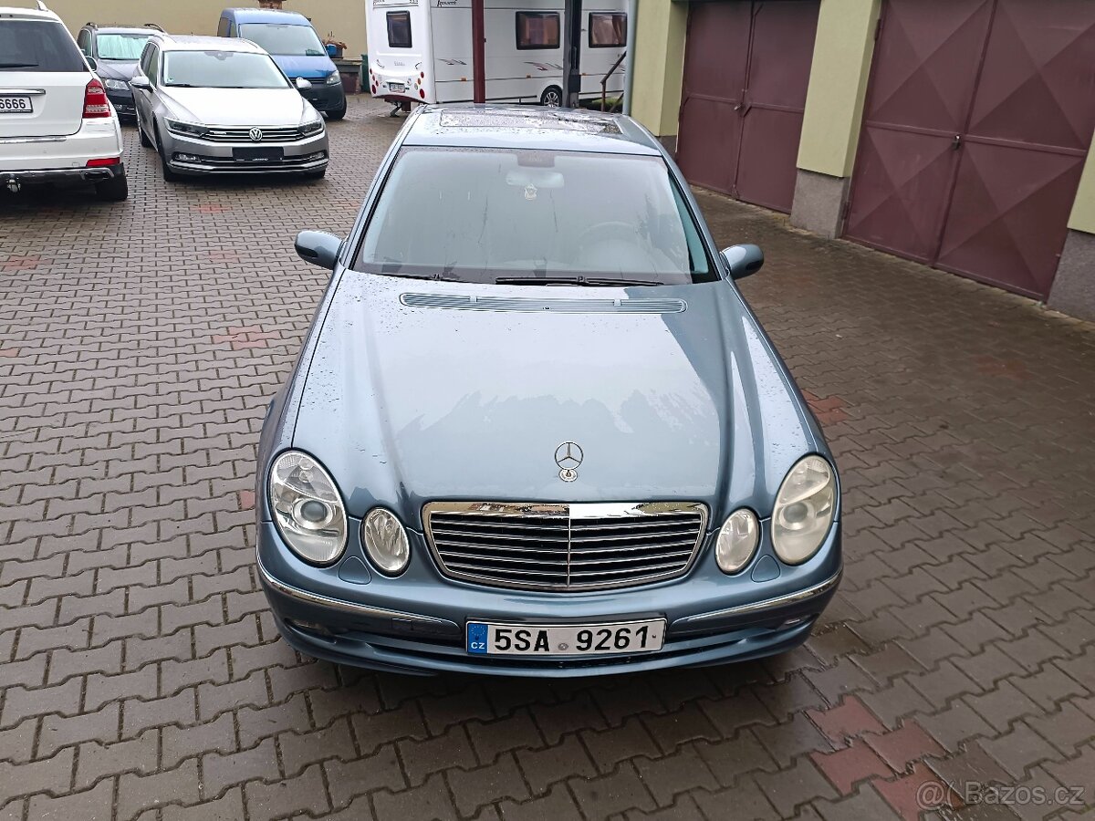 E 240 W211 Avantgarde automat Benz+LPG - 7