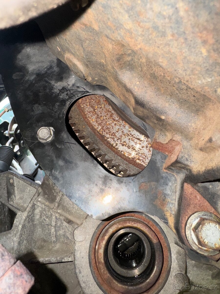 Krytka převodovky Rover 75/MG ZT-T - 7