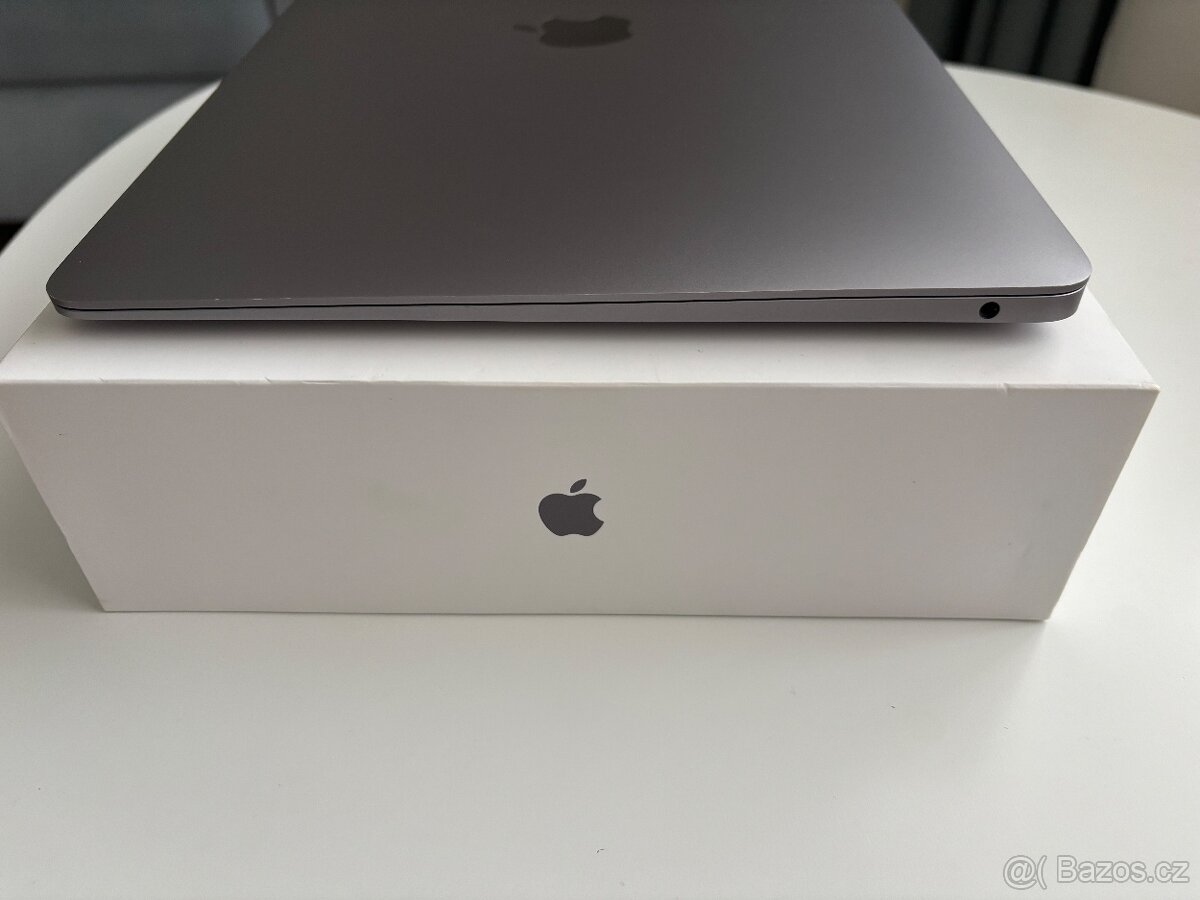 Apple MacBook Air 13 2018 - 7