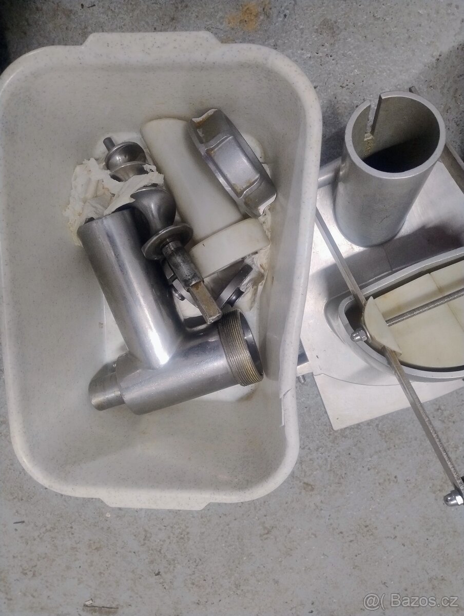 Gastro univerzální kuchyňský robot - 7