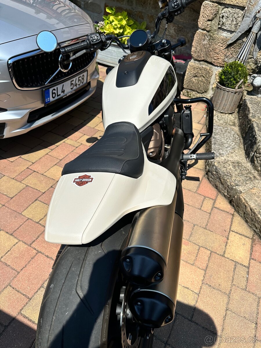 Harley Davidson 1250s Sportster - 7