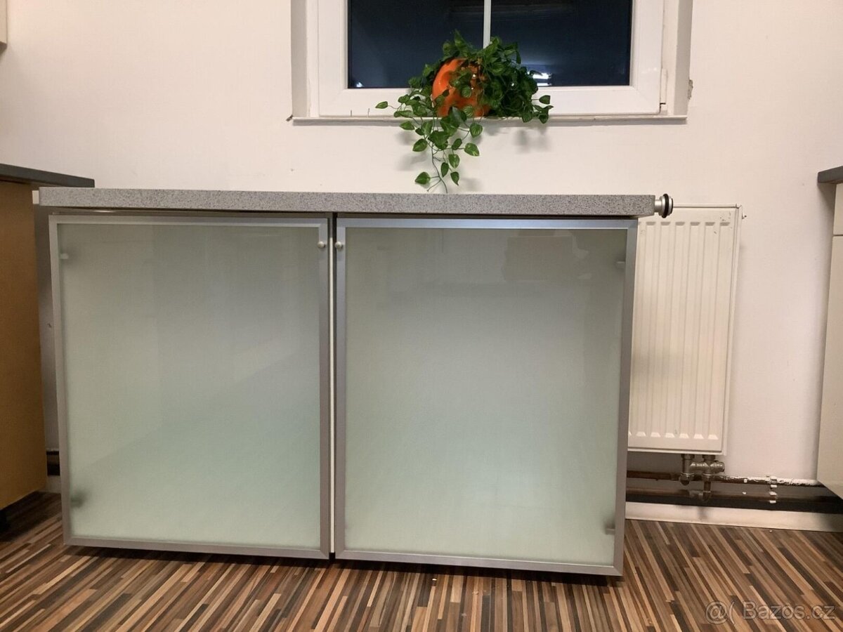 Moderní světlá kuchyně LEJLA - 7