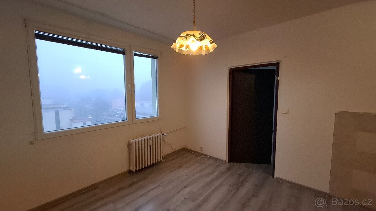 Pronájem bytu 1+1, 5.patro, na Březenecké, Chomutov - 7