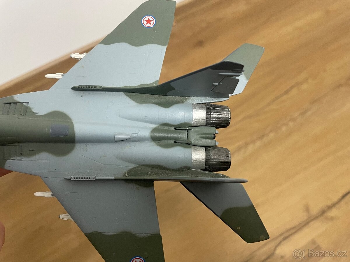 Mig-29 Fulcrum - model letadla 1:72 - 7