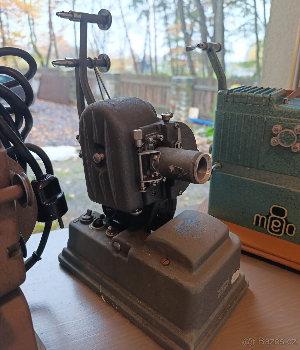 Promítačky 8mm / 16 mm - 7