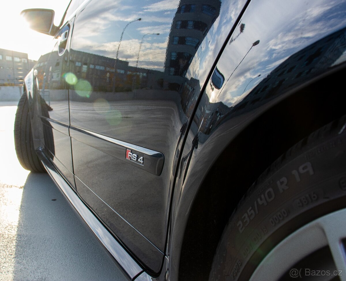 prodám Audi Rs4 - 7