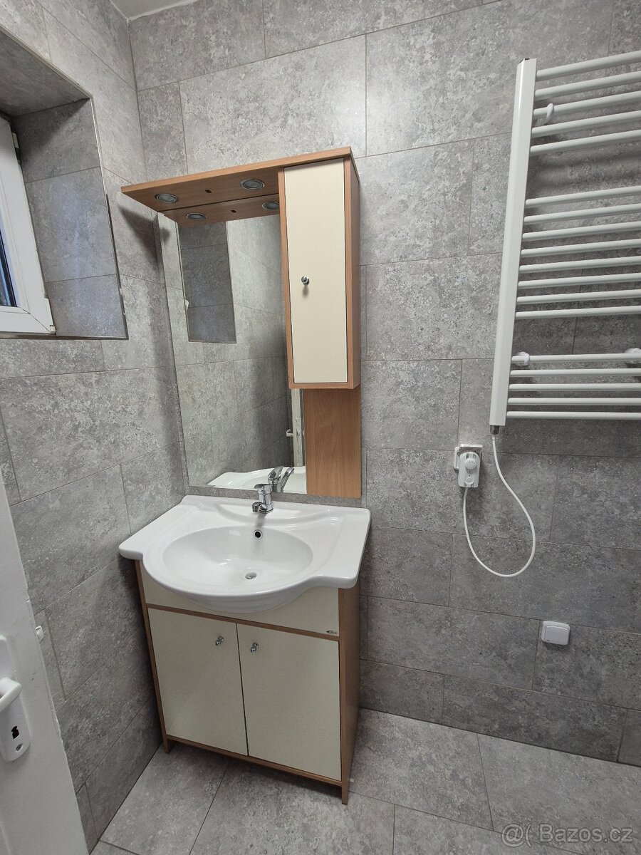 Pronájem bytu 1+kk, Kostelec nad Orlicí - 7