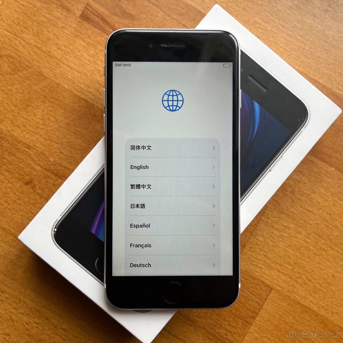 Apple iPhone SE 2022 64GB bílý - 7
