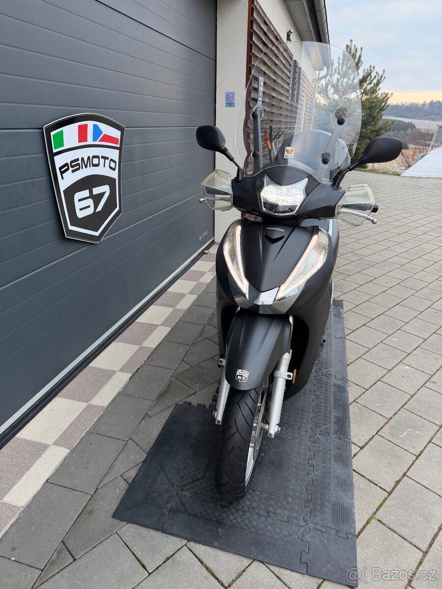 Honda Sh 300i ABS rok 2017 - 7