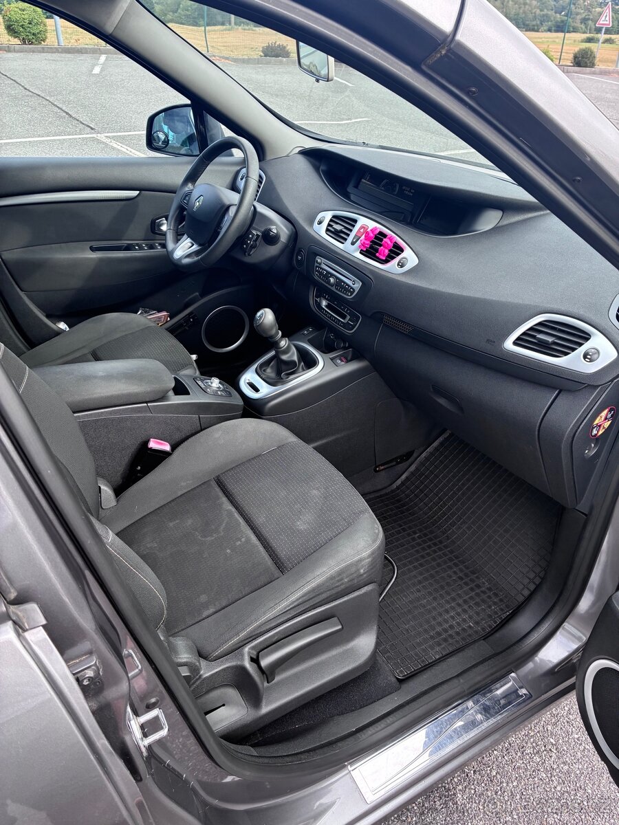 Renault Grand Scenic - 7