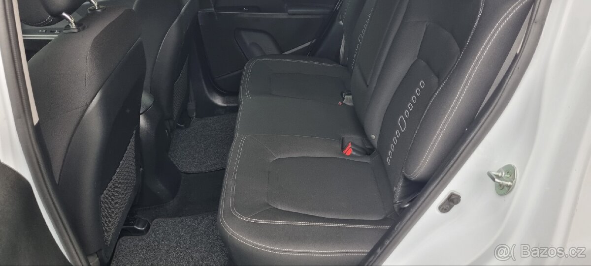 Kia Sportage 1.7CRDi 85Kw 140 000km r.v.2/2014 velice slušná - 7