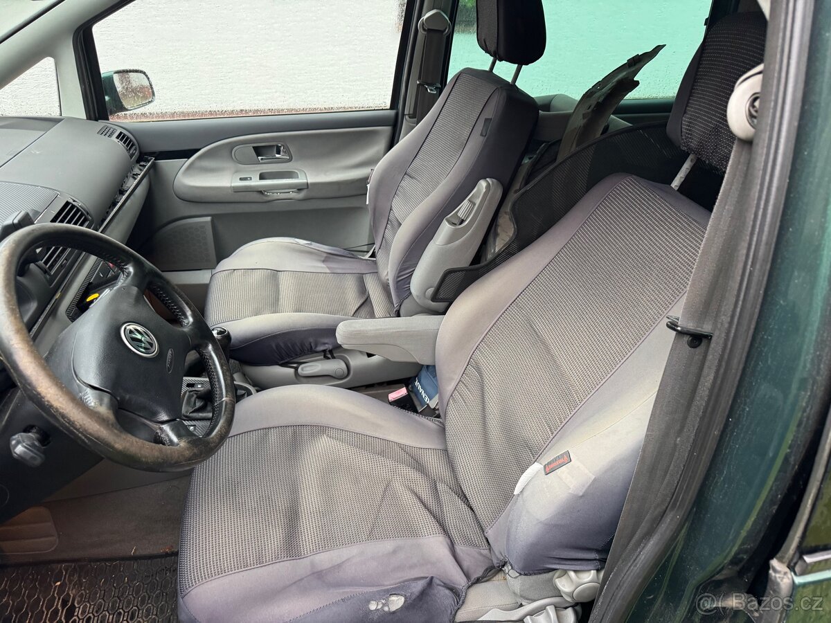 Volkswagen Sharan 1.8 T - 7