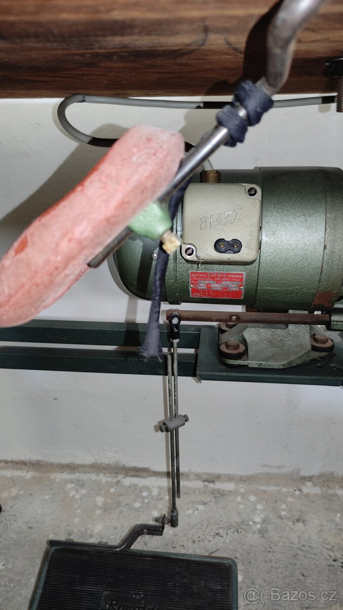 Stroj na skrytý steh U.S. Blind Stitch Machine Model: 99-BL - 7