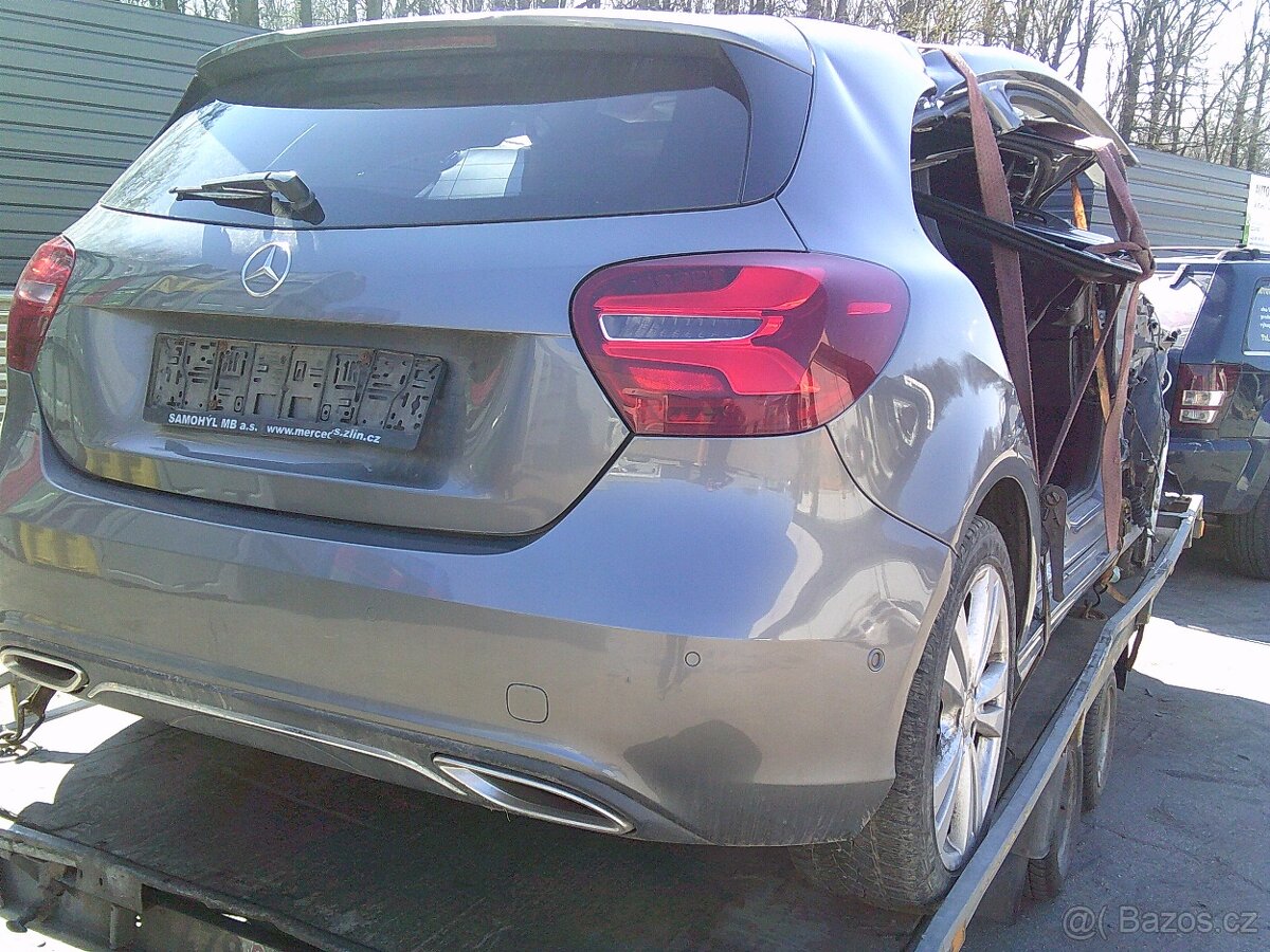 Mercedes-Benz A180D - 7