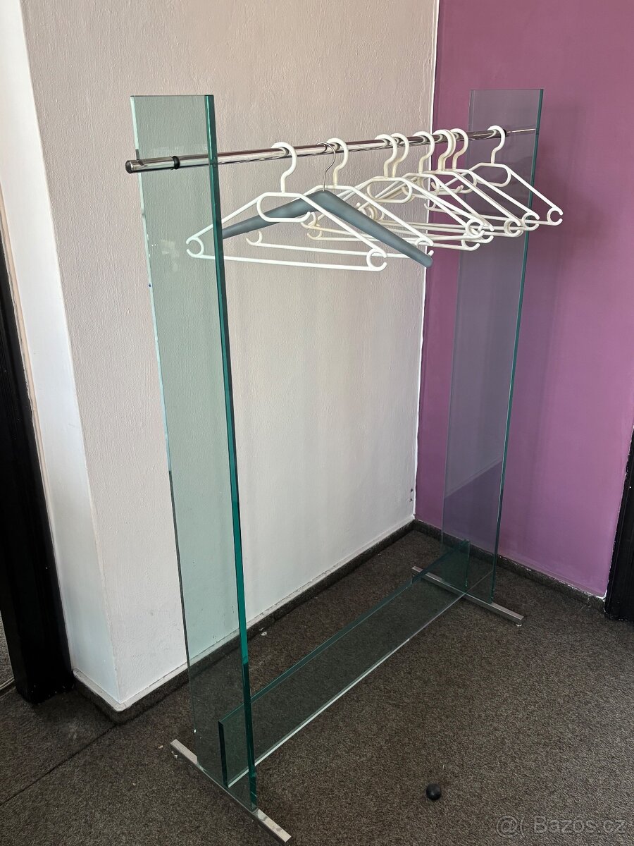 Výbava kanceláře - 7