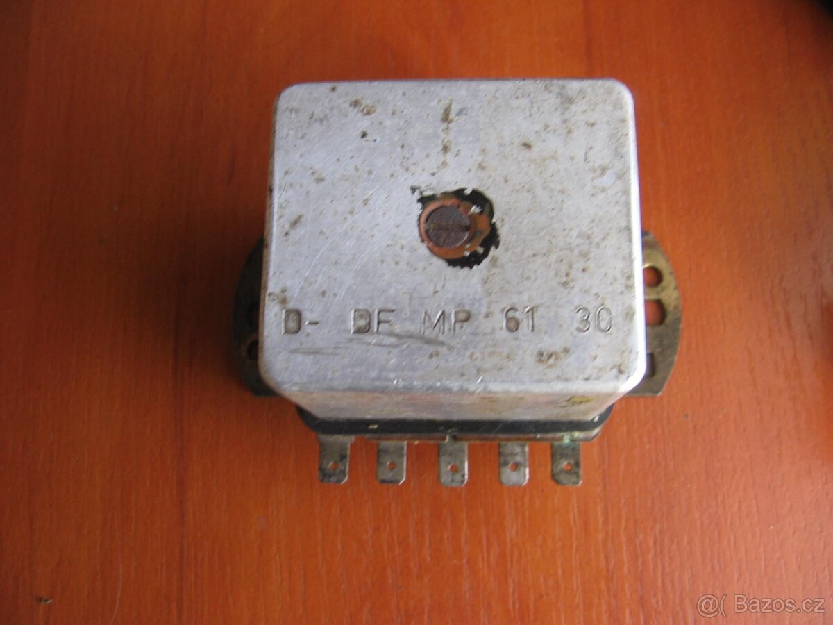 na wartburg,trabant odrazka,karburátor - 7