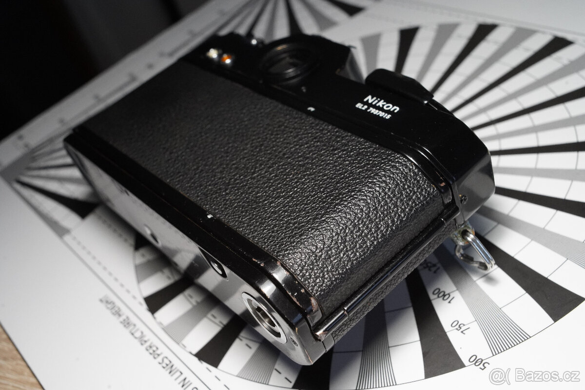 Nikon Nikomat EL2 - 7