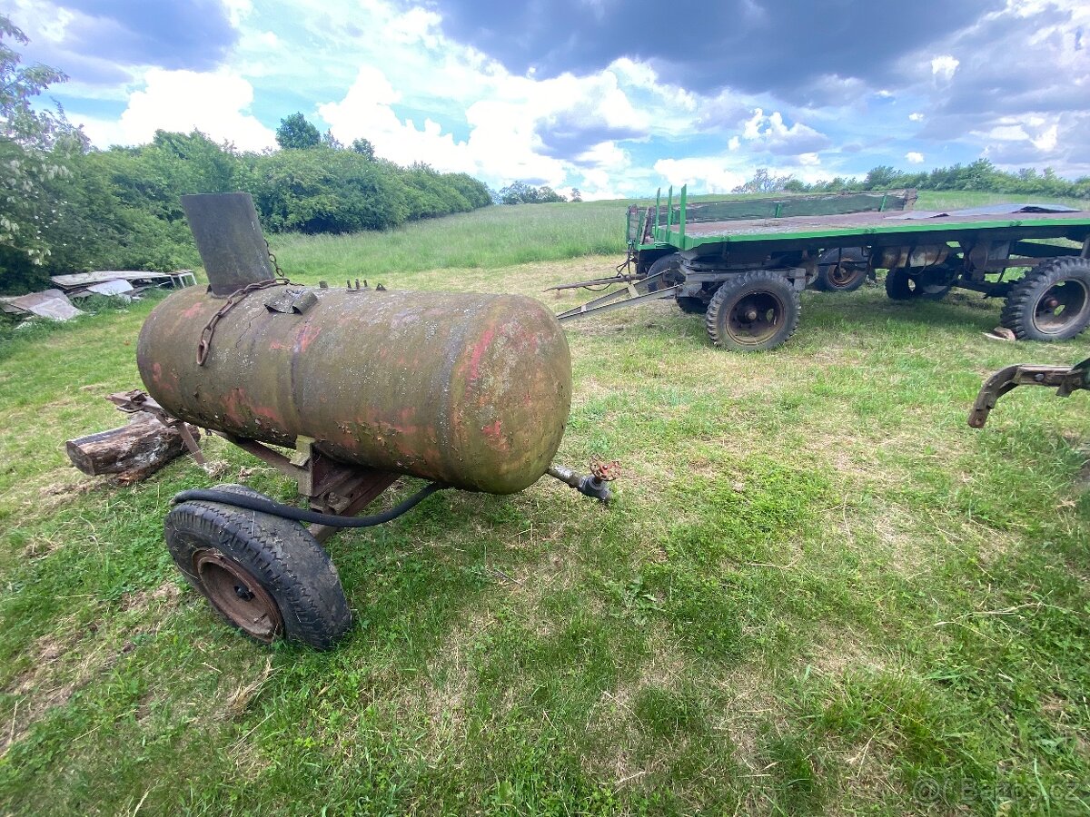 Pluh traktor vlečka a iné náradie za traktor - 7