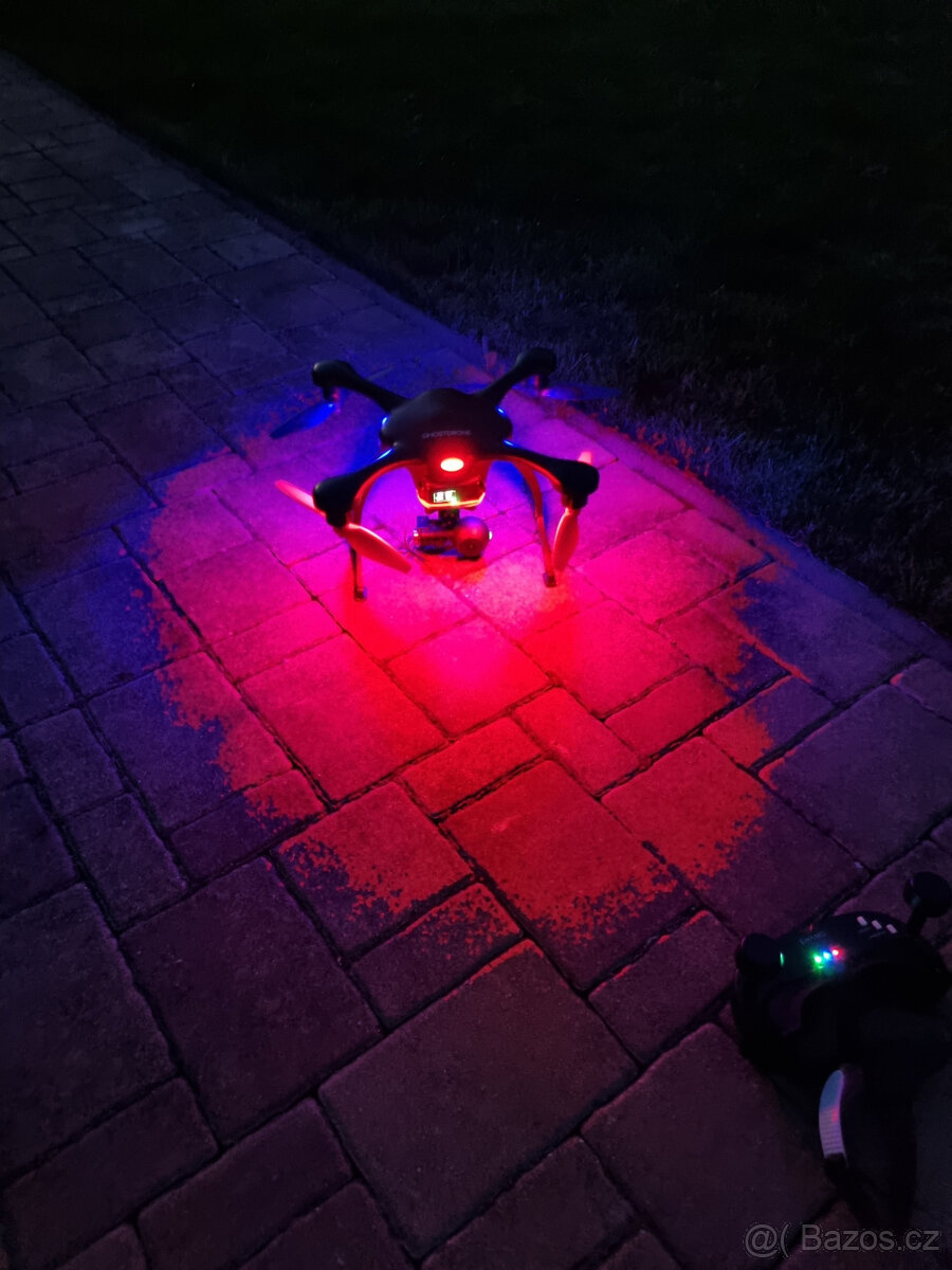 Dron EHANG Ghostdrone 2.0 VR černý (Android) - 7