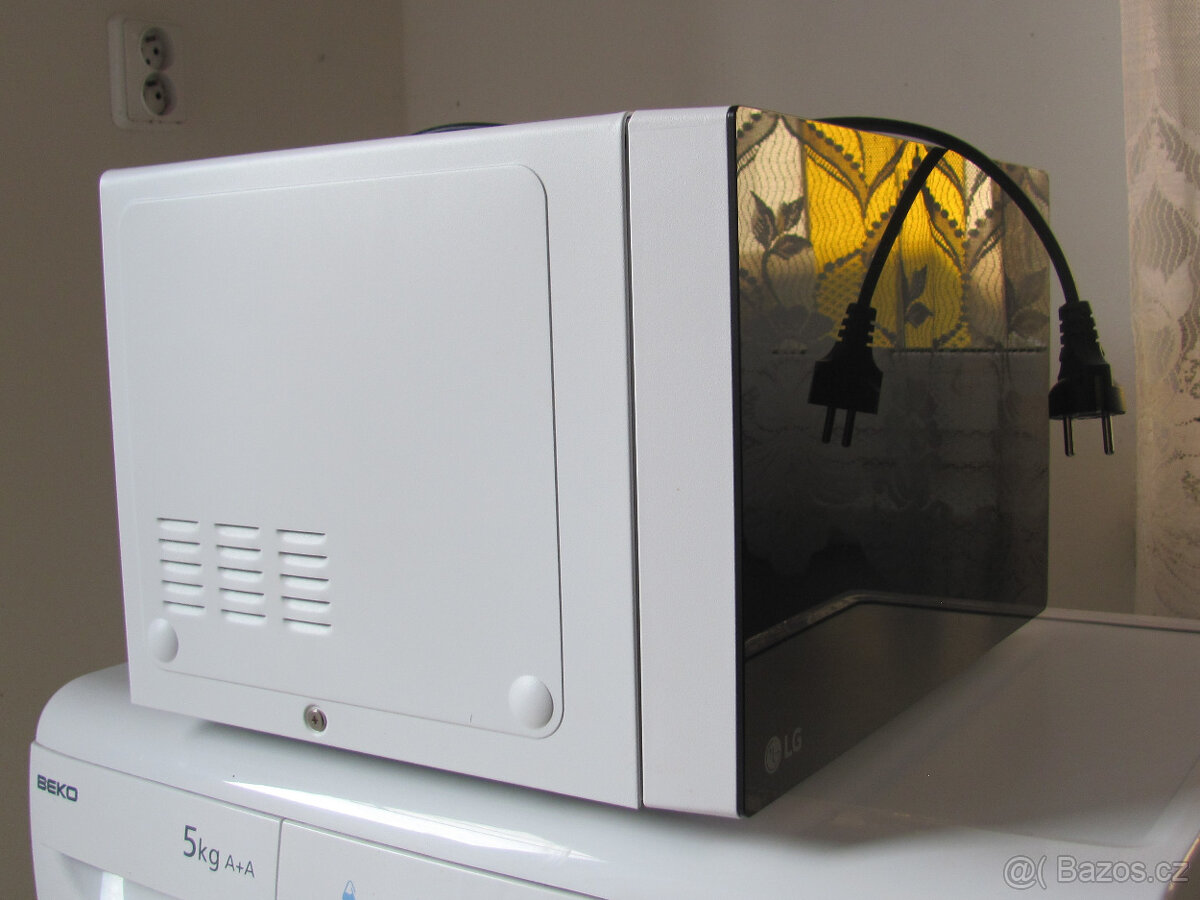 MIKROVLNNÁ TROUBA LG - 7