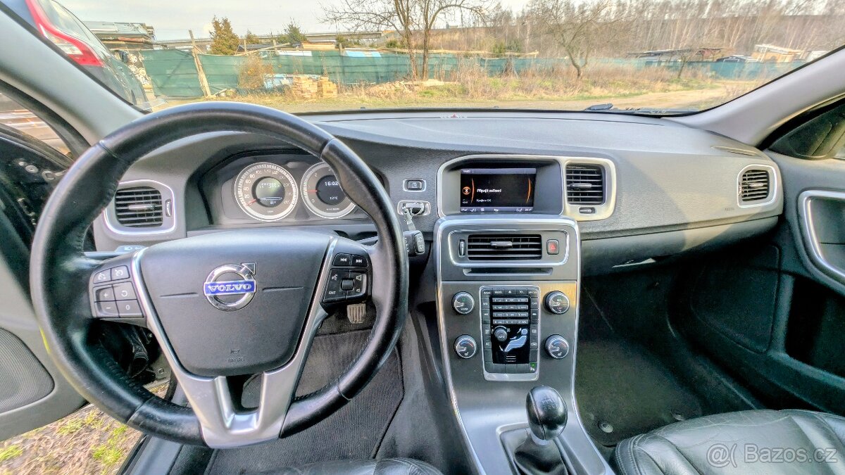 ✅Volvo V60 Summum D3/D4 120 kw - 7