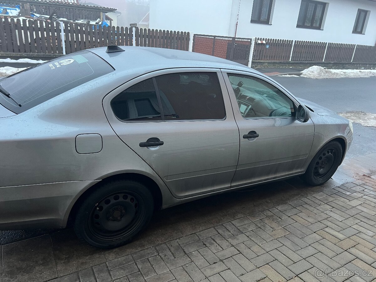 Prodám Škoda octavia 2 - 7
