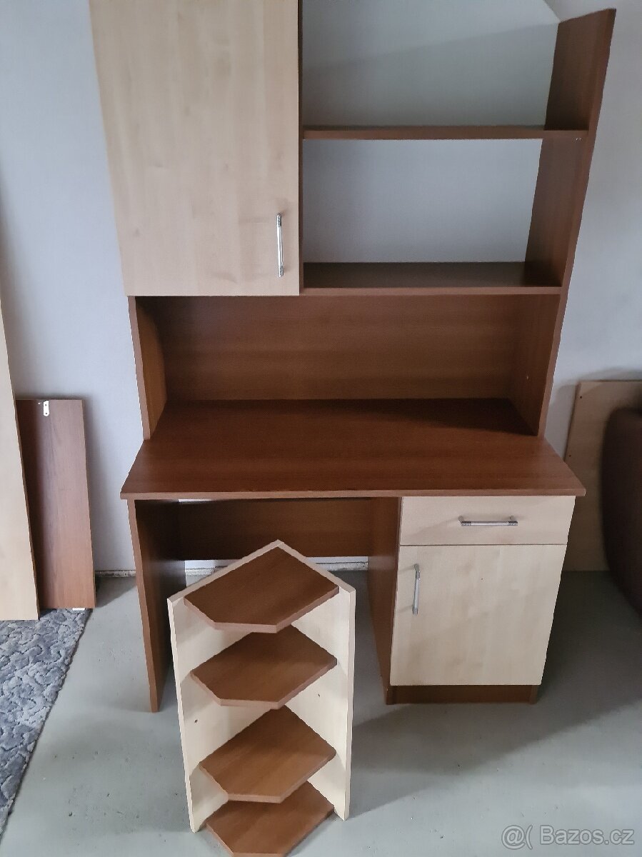 Psací stůl,skříňka s akváriem a rohová police. - 7