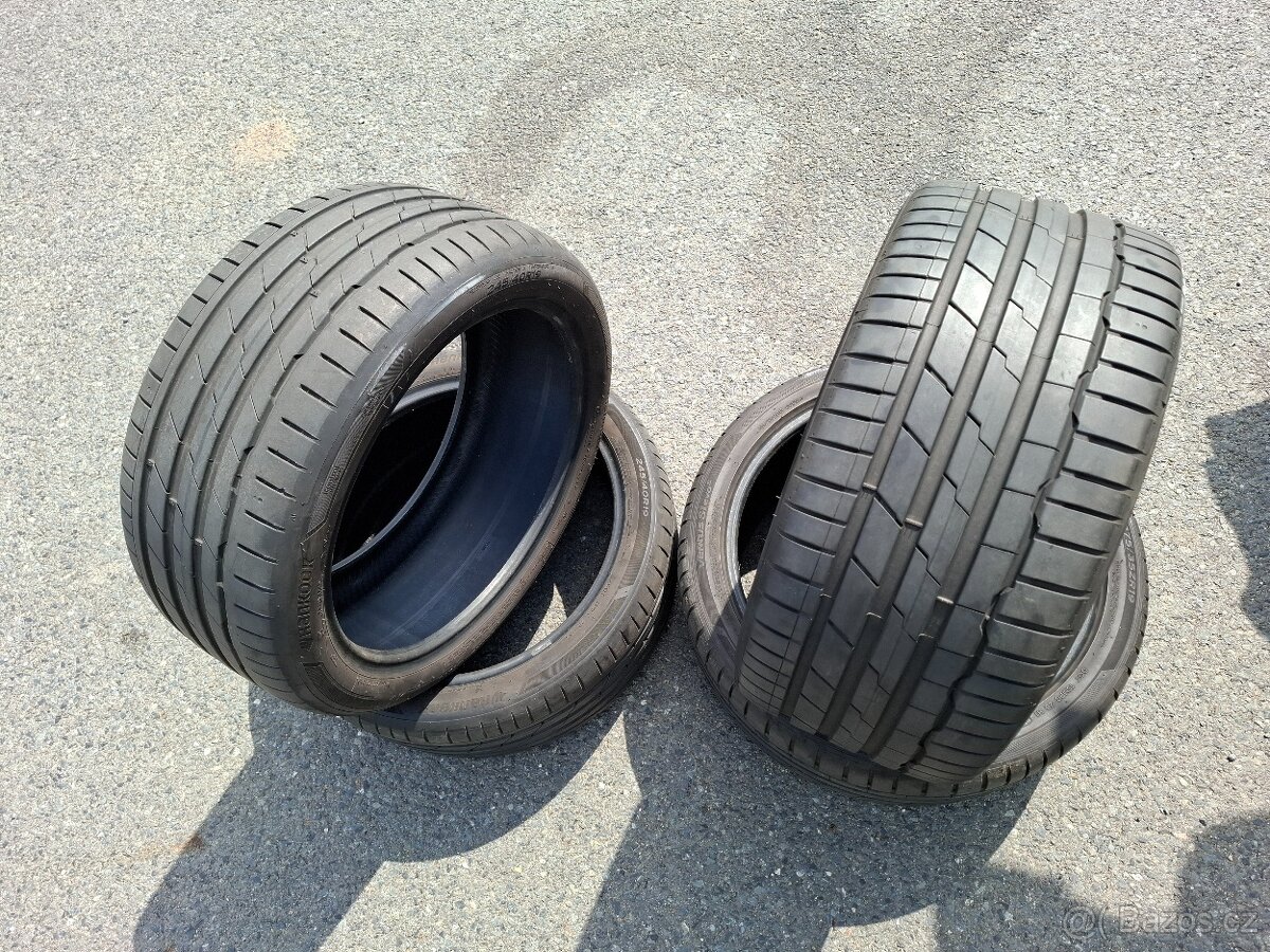 Zánovní pneu letní BMW r19 - 7