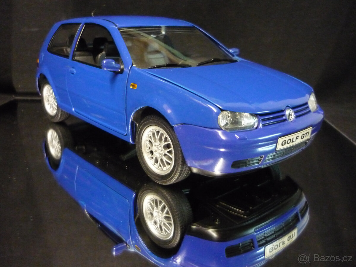 Volkswagen Golf GTI 1,9 TDI VW Revell 1/18 - 7