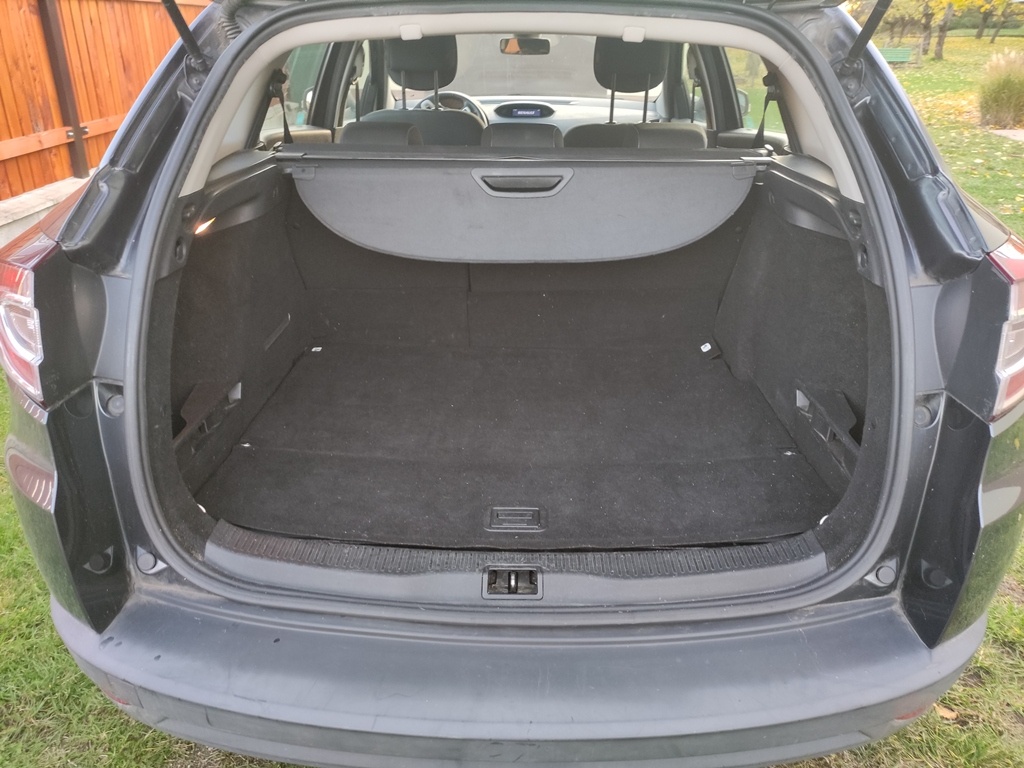 Renault Megane III Grandtour 1.6 81 kW (2012) – spolehlivý, - 7