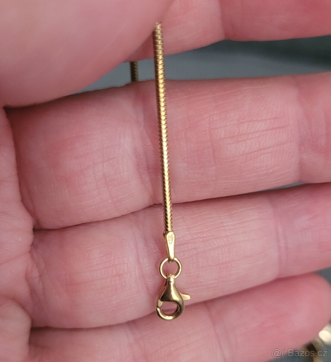 Zlatý náhrdelník - 7