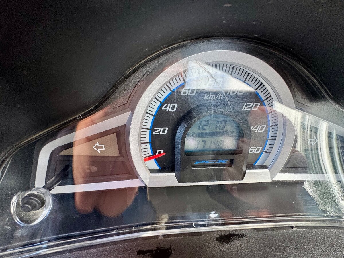 Honda PCX - 7