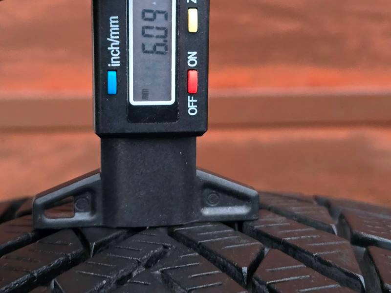 Zimní Pirelli 205/55/16 - 7