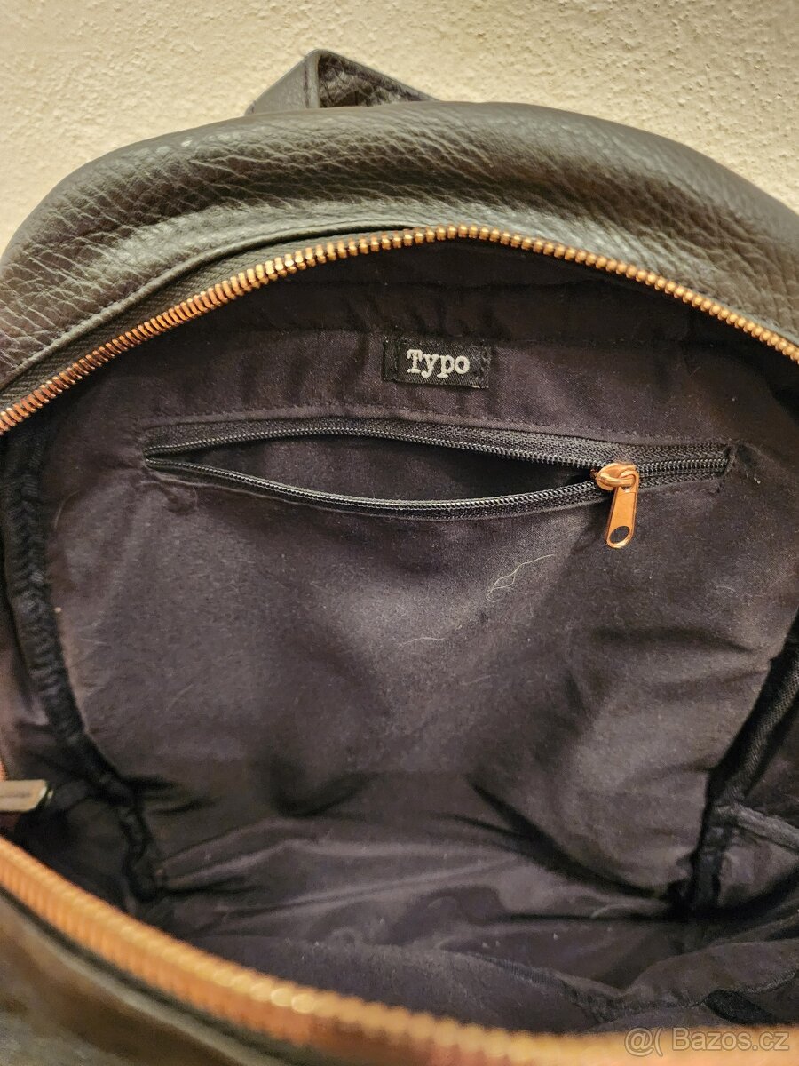 Prodám Dámský batoh se zlatými kovovými doplňky, Eko kůže - 7