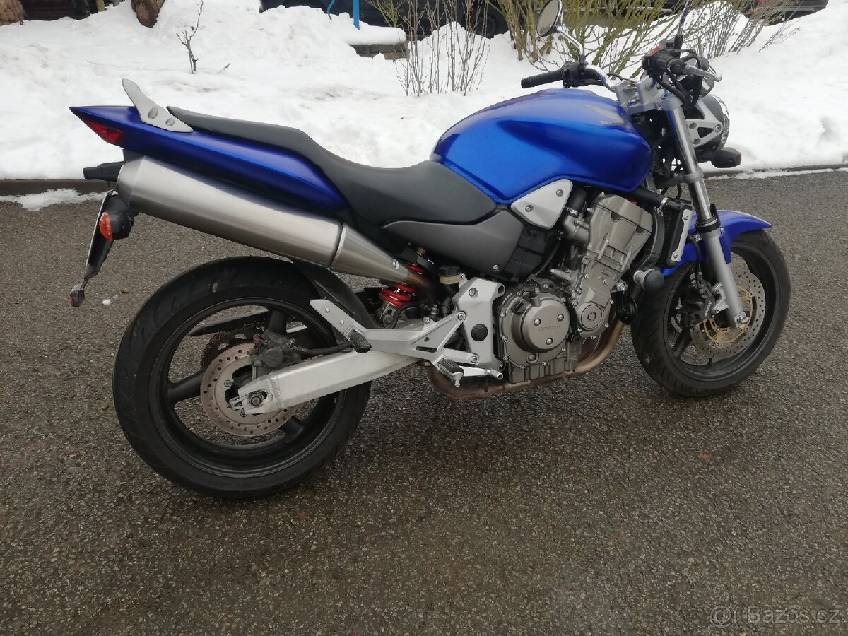 Honda Hornet 900 - 7